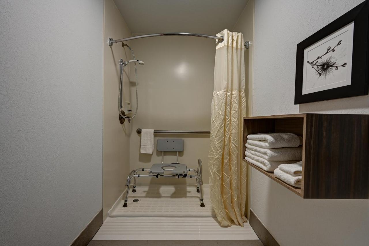 Country Inn & Suites By Radisson, Pierre, Sd Экстерьер фото