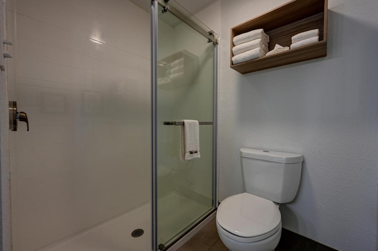 Country Inn & Suites By Radisson, Pierre, Sd Экстерьер фото
